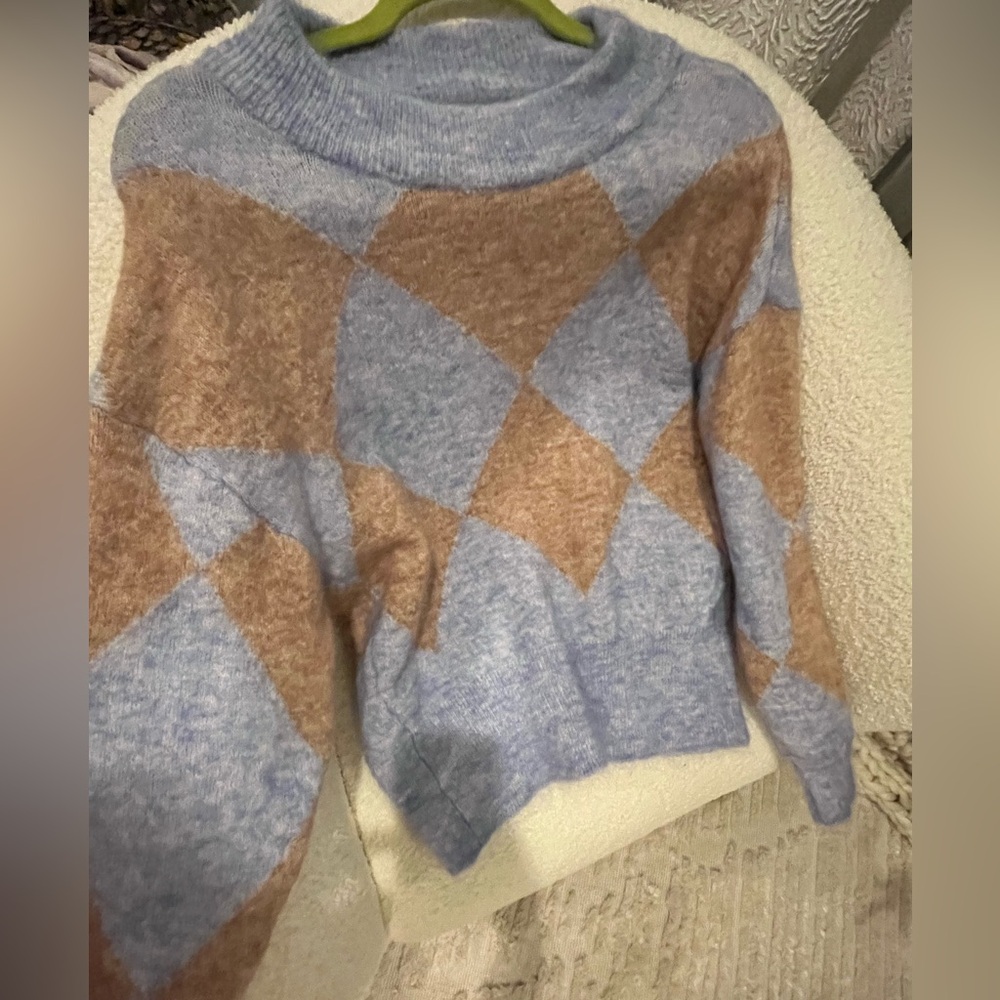 ZARA WOOL SWEATER WORN ONCE